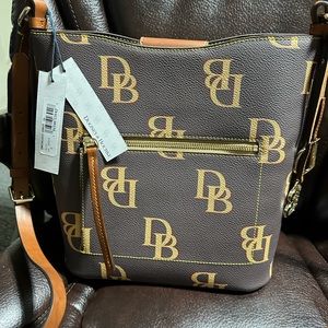 Dooney and Bourke doup cross body bag